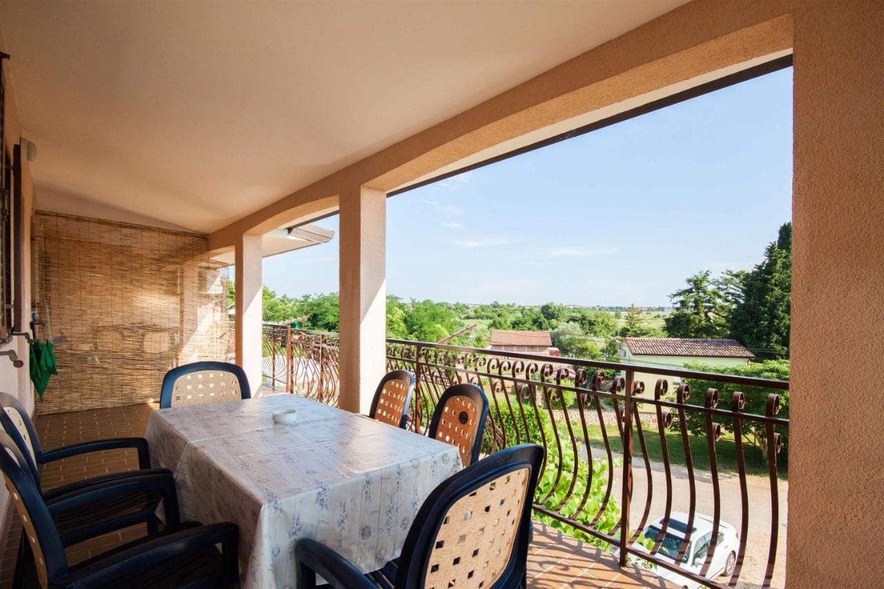 Apartments Dara Umag Kültér fotó