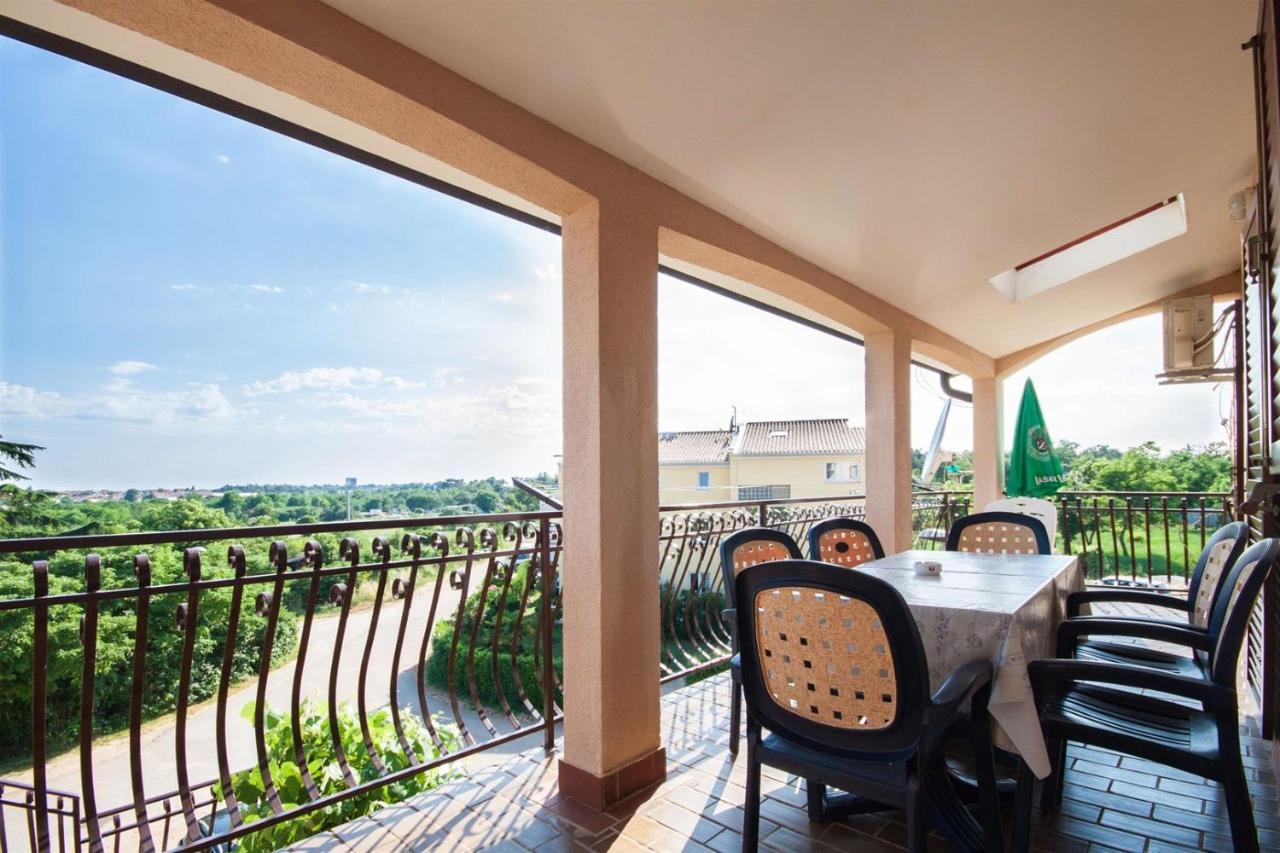 Apartments Dara Umag Kültér fotó