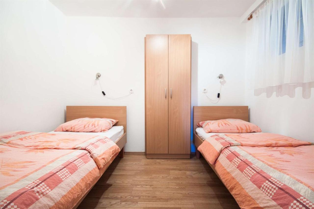 Apartments Dara Umag Kültér fotó